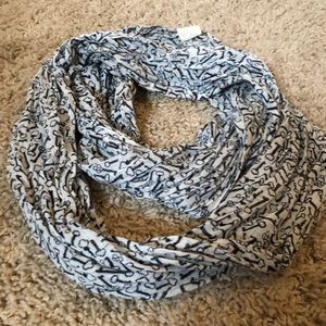 Key print infinity scarf